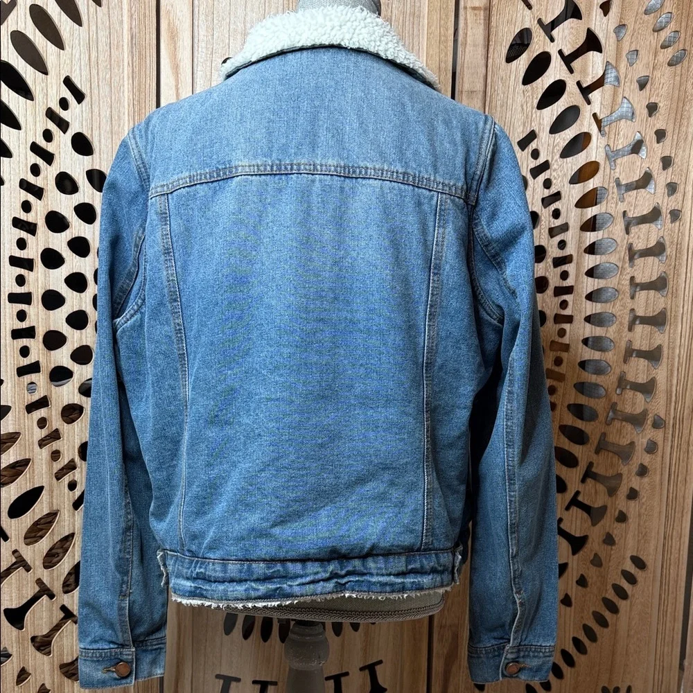 Jou Jou Blue Denim Jacket with Cream Sherpa lining - Picture 5 of 10